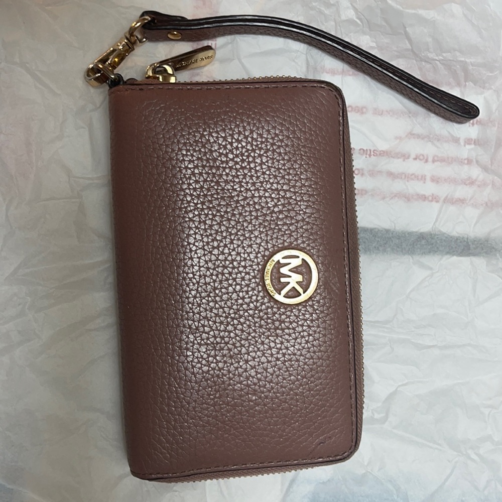 Michael Kors wallet